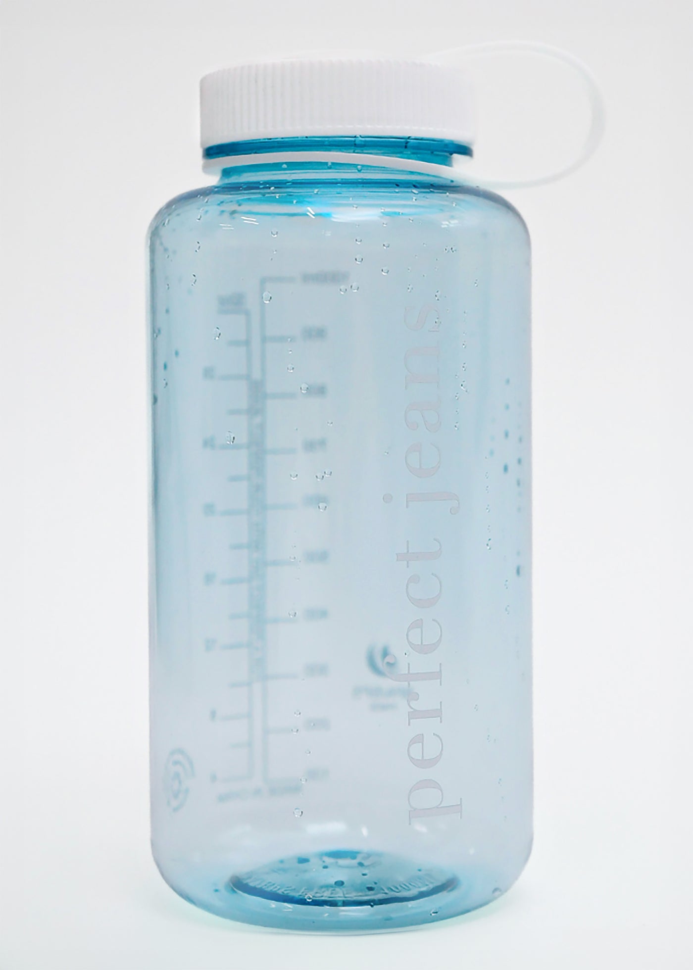 Perfect Water Bottle - Arctic Marguerites™